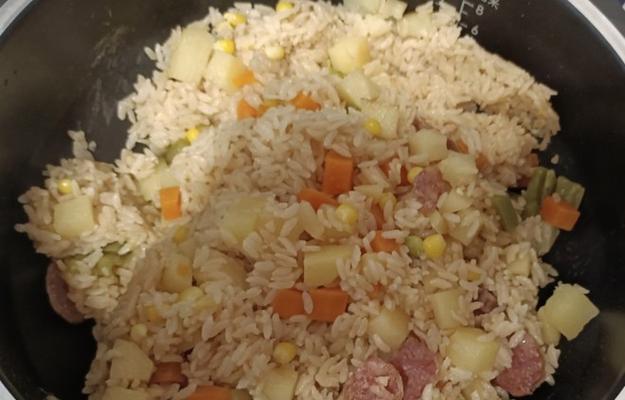 油焖饭的做法是什么？如何做出美味的油焖饭？  第3张