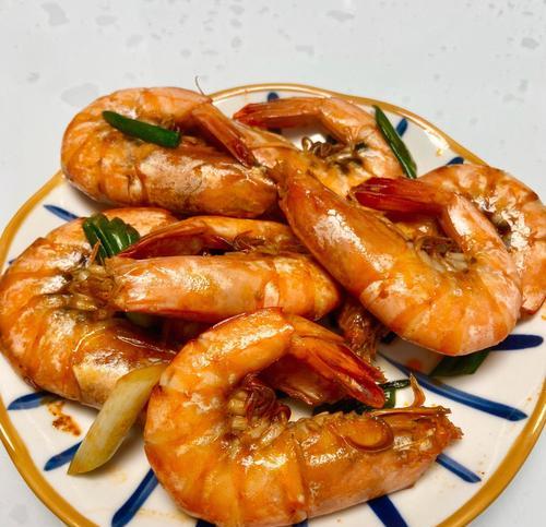 油焖大虾便当怎么做？步骤和材料有哪些？  第2张