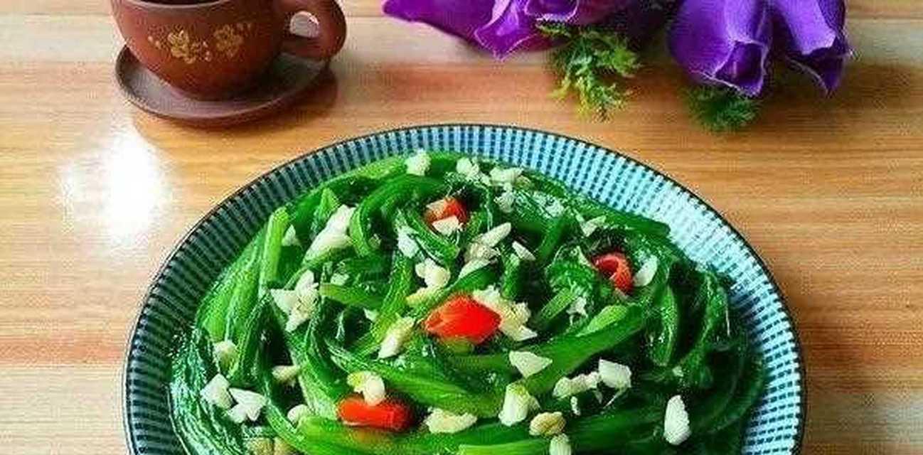 油麦菜炒肉怎么做？步骤详解及常见问题解答？