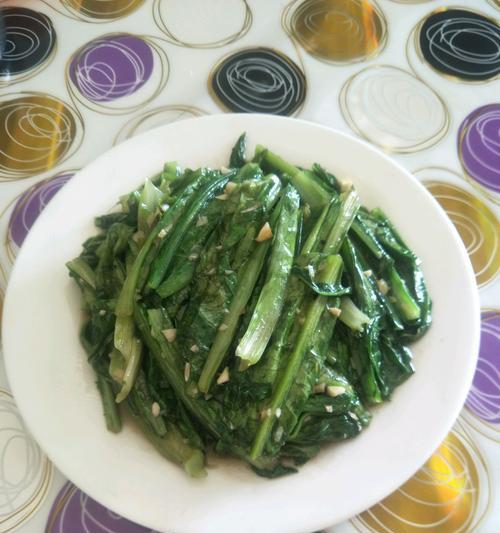 油麦菜炒鸡生肠怎么做？步骤和技巧有哪些？