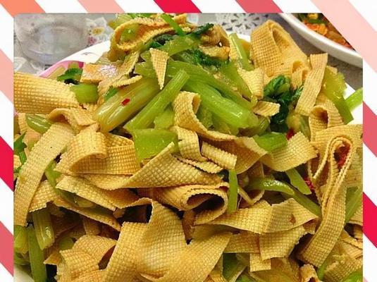 油淋豆皮的做法是什么？步骤详解如何制作？  第1张
