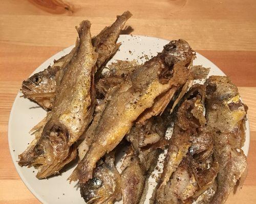 油浸小黄鱼怎么做？步骤和技巧有哪些？