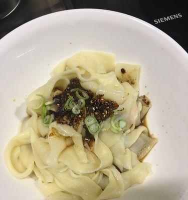 油沷扯面怎么做？具体步骤和技巧是什么？