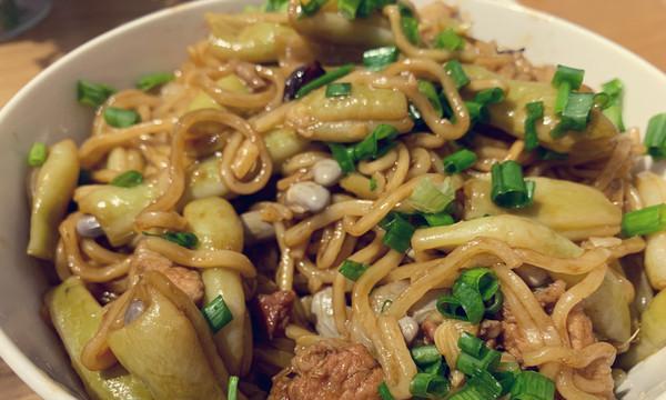 油豆角焖面怎么做？步骤详解和常见问题解答？  第3张