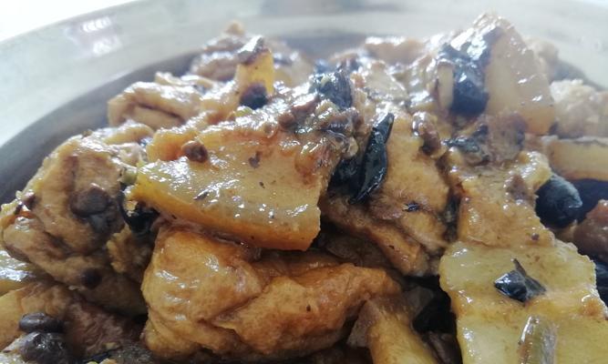 油豆腐烧五花肉怎么做？步骤和技巧有哪些？  第2张