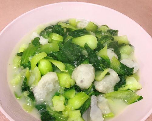 油豆腐青菜汤怎么做？有哪些步骤和技巧？
