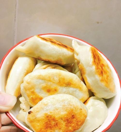 油豆腐皮煎饺怎么做？有哪些步骤和技巧？  第3张