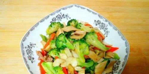 油豆腐炒杏鲍菇怎么做？步骤和技巧是什么？