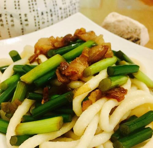 油醋拉条子怎么做？步骤和技巧有哪些？