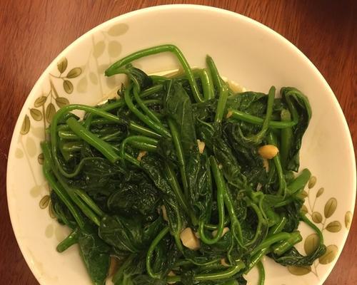 油葱拌地瓜叶怎么做？步骤和技巧是什么？