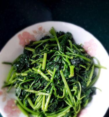 油葱拌地瓜叶怎么做？步骤和技巧是什么？  第3张