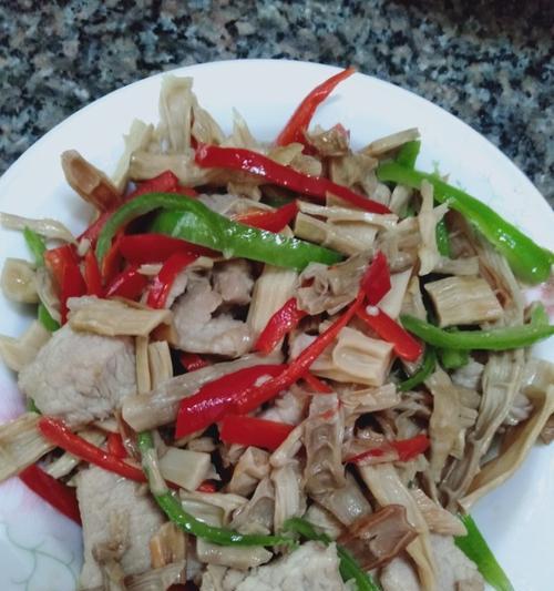油炒山里笋干怎么做？步骤和技巧是什么？  第2张