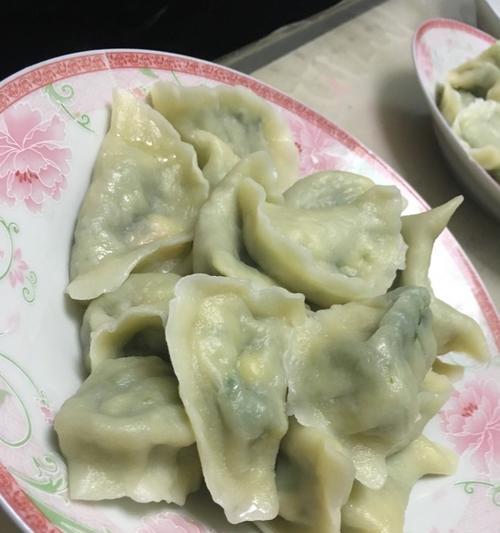 油菜虾仁水饺怎么做？步骤和技巧有哪些？