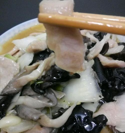 油菜平菇怎么做？有哪些简单易学的烹饪技巧？  第1张