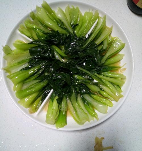 油菜酿香菇的做法是什么？如何做出美味的油菜酿香菇？  第3张