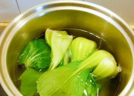 油菜蘑菇面怎么做？步骤和技巧有哪些？  第1张