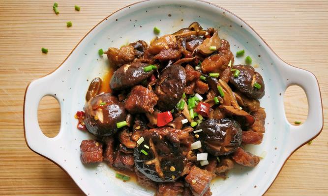 油菜焖肉怎么做？步骤和技巧有哪些？