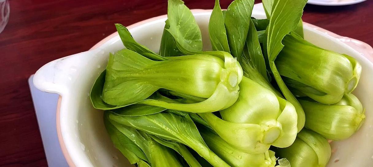 油菜熘肉片怎么做？步骤详解和常见问题解答？  第1张