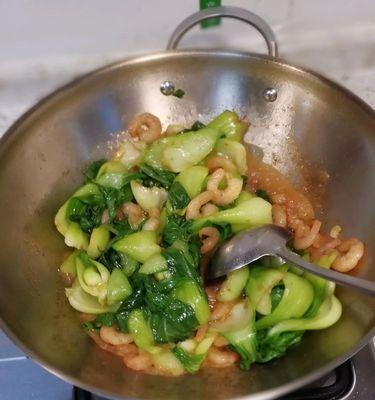 油菜鸡蛋怎么做才好吃？有哪些简单易学的步骤？  第2张