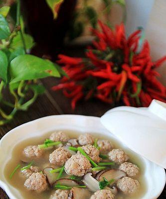 油菜粉丝丸子汤怎么做？有哪些步骤和技巧？  第2张