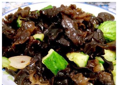 油菜炒木耳怎么做？步骤和技巧有哪些？  第3张