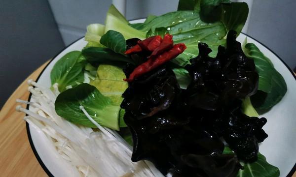 油菜炒金针菇怎么做？步骤和技巧是什么？  第3张