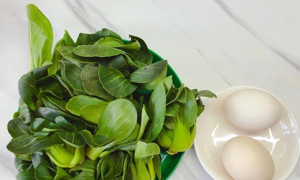 油菜炒鸡蛋的做法是什么？步骤详解及常见问题解答？  第2张