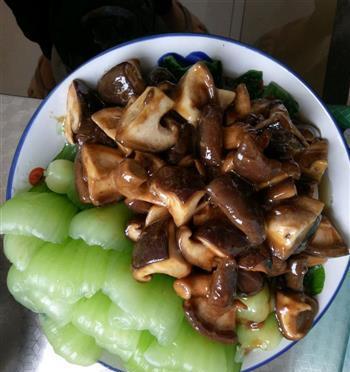 油菜缠香菇怎么做？步骤和技巧是什么？  第3张