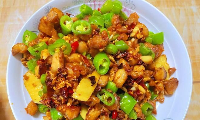 油爆鸡丁的做法是什么？步骤详解及常见问题解答？