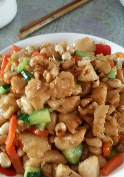 油爆鸡丁的做法是什么？步骤详解及常见问题解答？  第3张