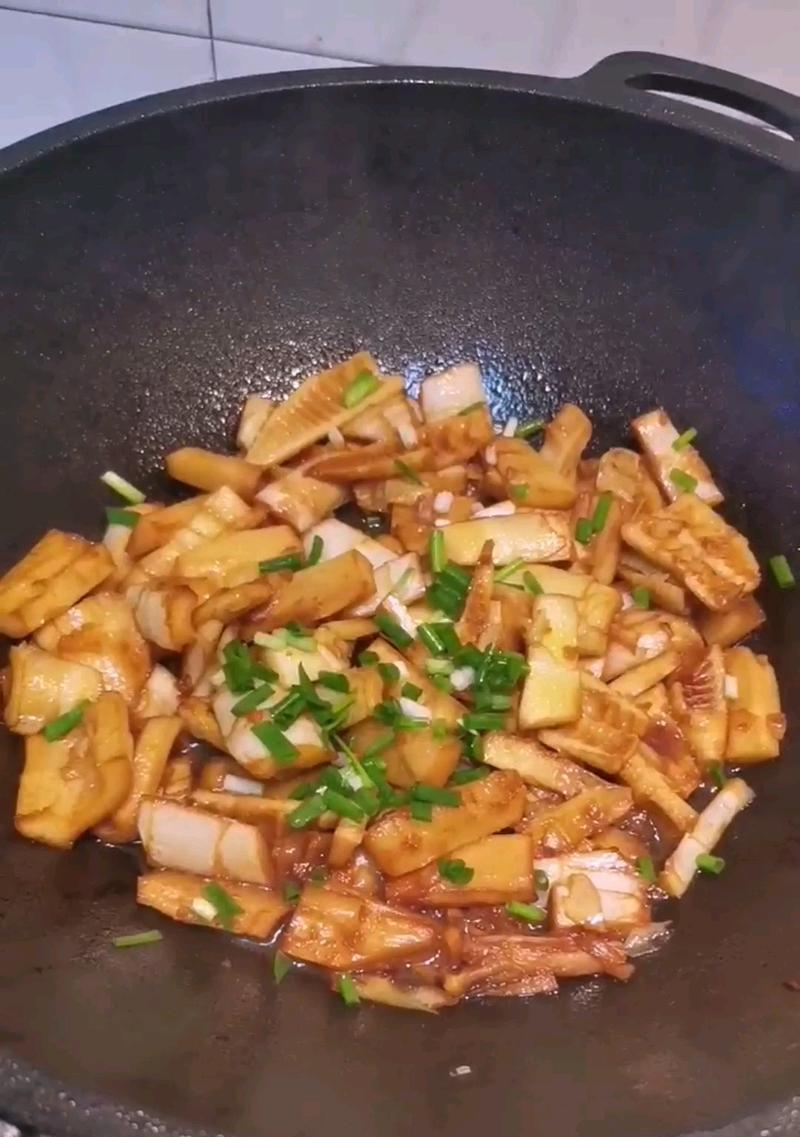 油爆春笋怎么做？步骤是什么？  第3张