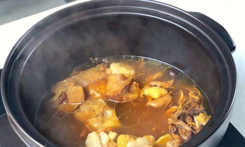 菌菇排骨汤怎么做既营养又美味？  第2张