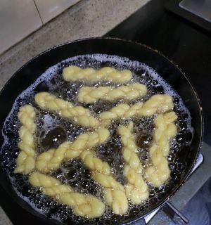 小麻花怎么做？详细步骤和常见问题解答？