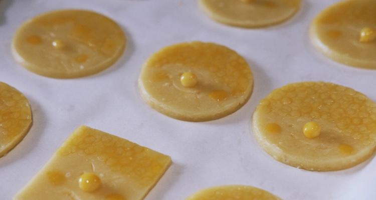 小烤箱版黄油饼干怎么做？步骤和技巧有哪些？