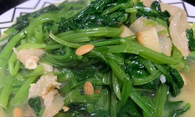 小酱炒菠菜怎么做？步骤和技巧有哪些？  第2张