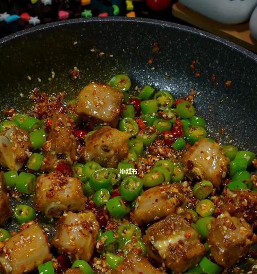 小煎排骨怎么做才好吃？详细步骤和技巧是什么？  第2张