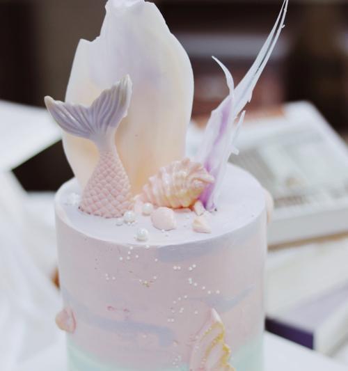 小皇冠少女心裱花蛋糕怎么做？步骤和技巧是什么？