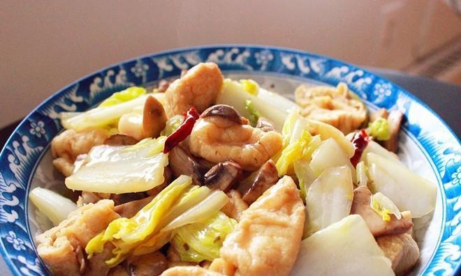 小河虾烧白菜怎么做？步骤和技巧有哪些？