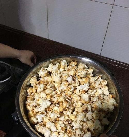 小锅爆米花怎么做？步骤和技巧有哪些？  第2张
