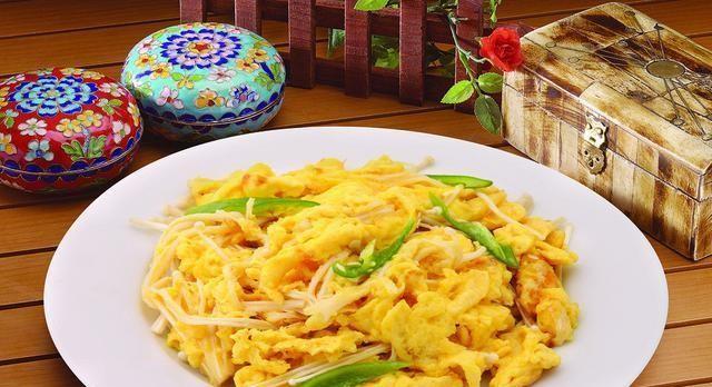 小根蒜鸡蛋炒豆腐怎么做？步骤和技巧是什么？  第3张