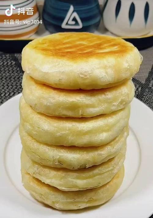 小发面饼的做法是什么？如何在家轻松制作？  第2张