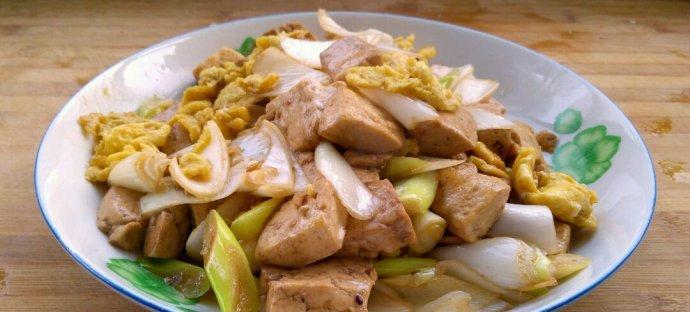 小葱烧豆腐怎么做？步骤详解和常见问题解答？