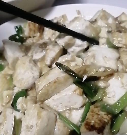 小葱烧豆腐怎么做？步骤详解和常见问题解答？  第3张