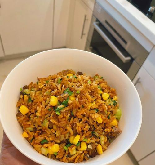 小葱蛋炒饭的做法是什么？步骤详解如何做出口感最佳的蛋炒饭？  第2张