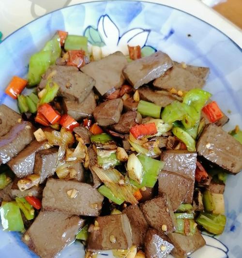 小葱炒猪血怎么做？步骤和技巧是什么？  第3张