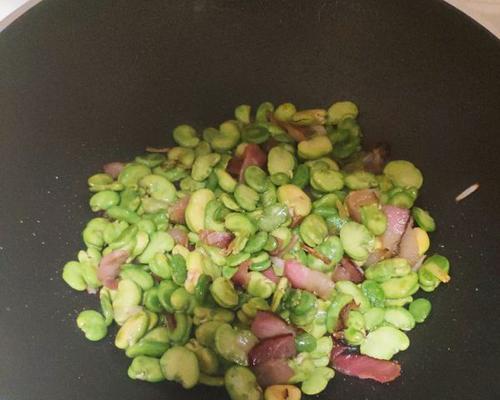 小葱炒胡豆蚕豆怎么做？步骤和技巧有哪些？