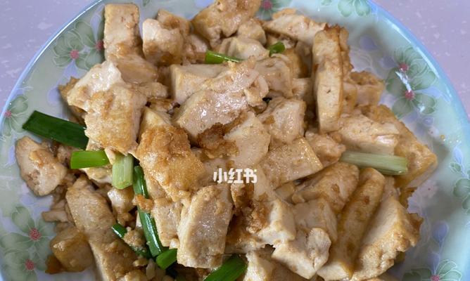 小葱炒豆腐怎么做？步骤和技巧有哪些？  第2张