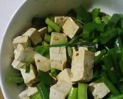小葱拌豆腐怎么做？步骤和技巧有哪些？  第2张
