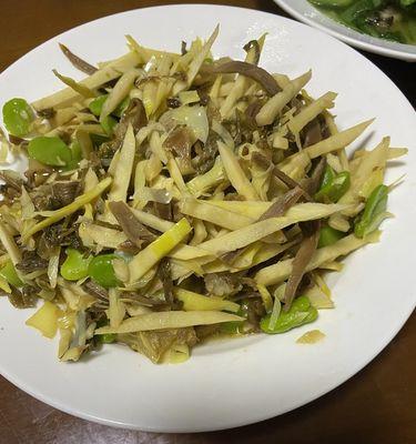 小春笋炒肉加咸菜怎么做？步骤和技巧是什么？  第3张