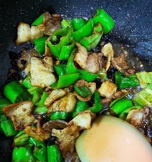 小炒猪肉怎么做？步骤和技巧有哪些？